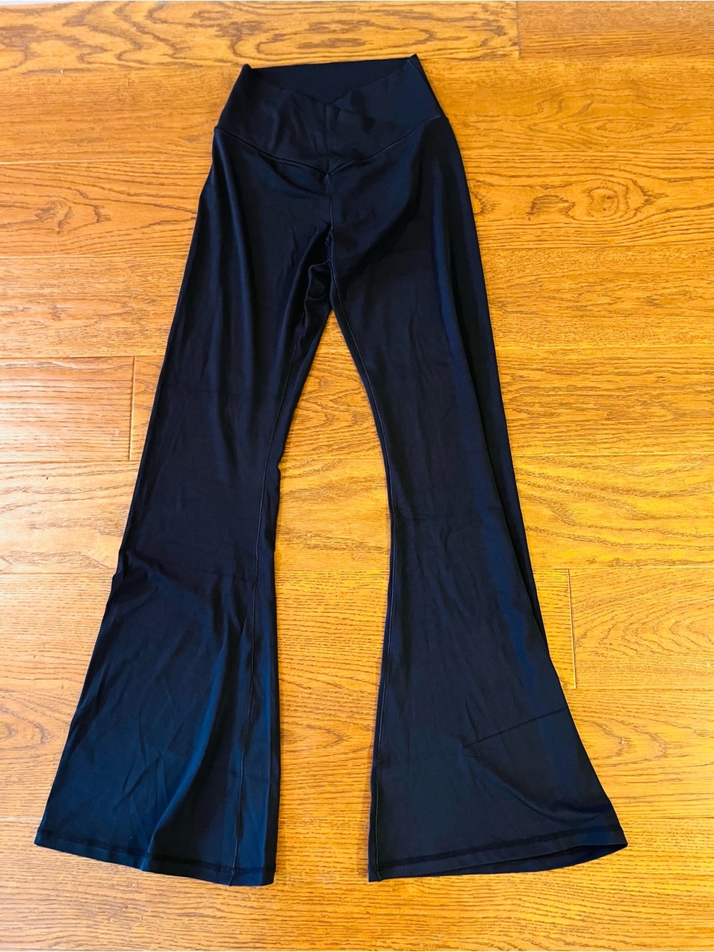 Women's Black Flared High-Waist Leggings